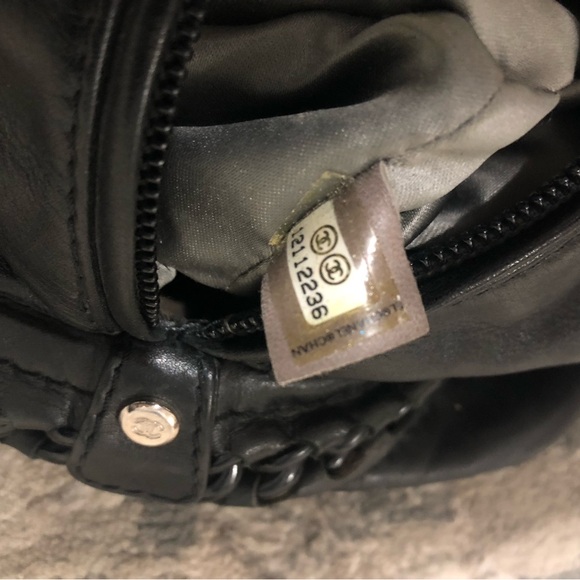 CHANEL CC HANDBAGS Black LEATHER&PLASTIC CHAIN SHOULDER STRAP TOTE BOWLING BAG - Picture 4 of 11